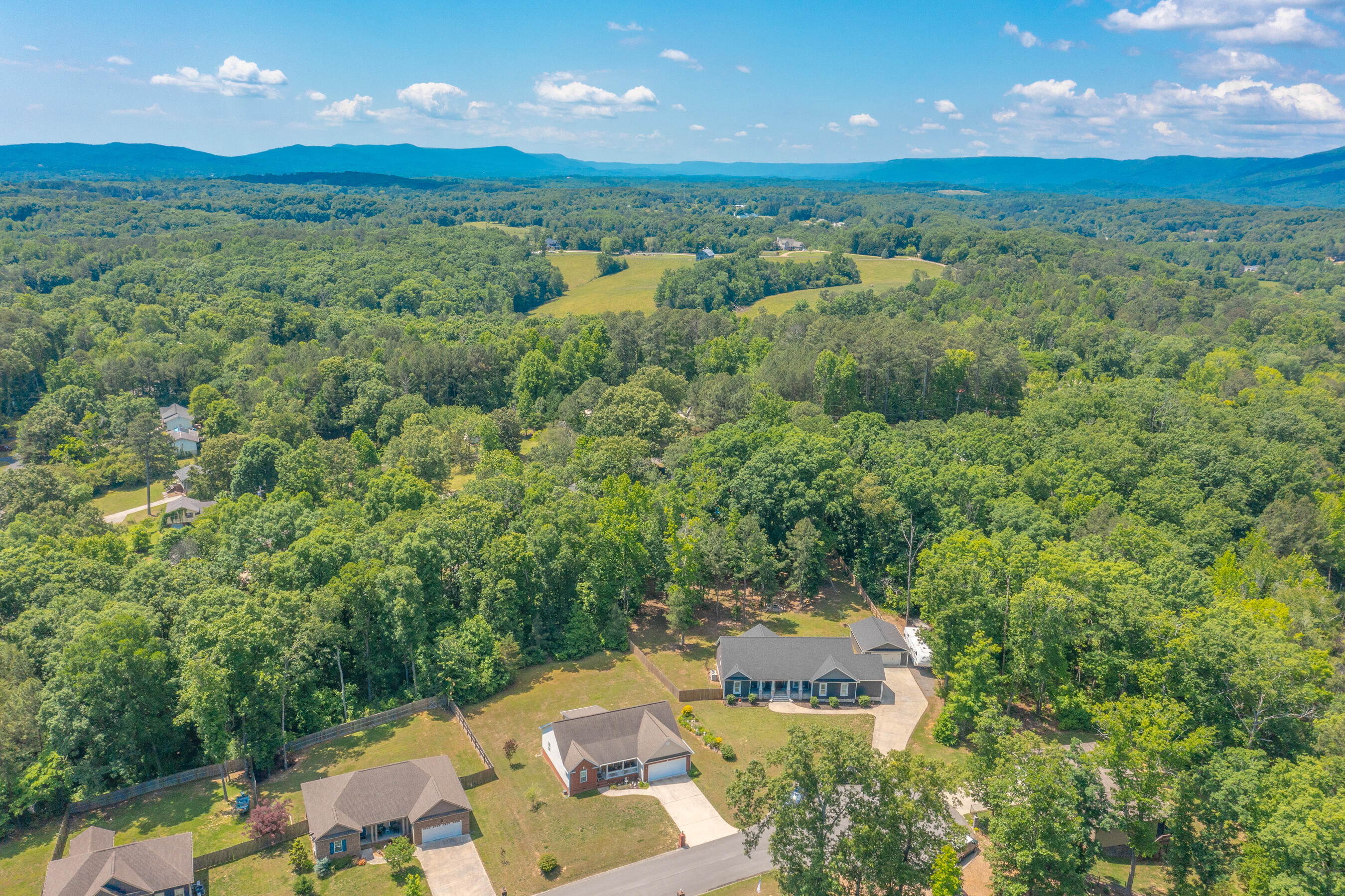 215 Red Oak Ridge Drive Chickamauga, GA 30707 - Photo 34 of 37 215 Red Oak Aerial HD-4