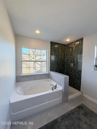 $2,600 | 4014 Cedar Bluff Lane, Jacksonville, FL 32226