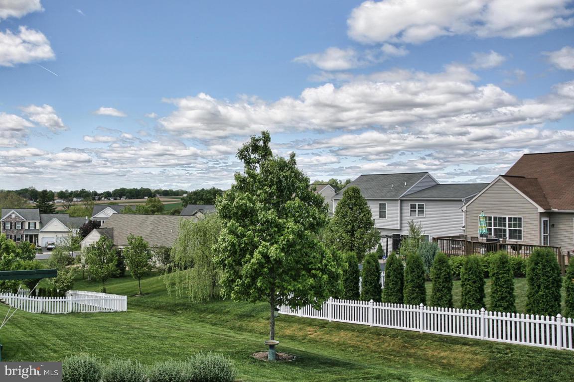 626 Hamaker Road Manheim, PA 17545 - Photo 9 of 26