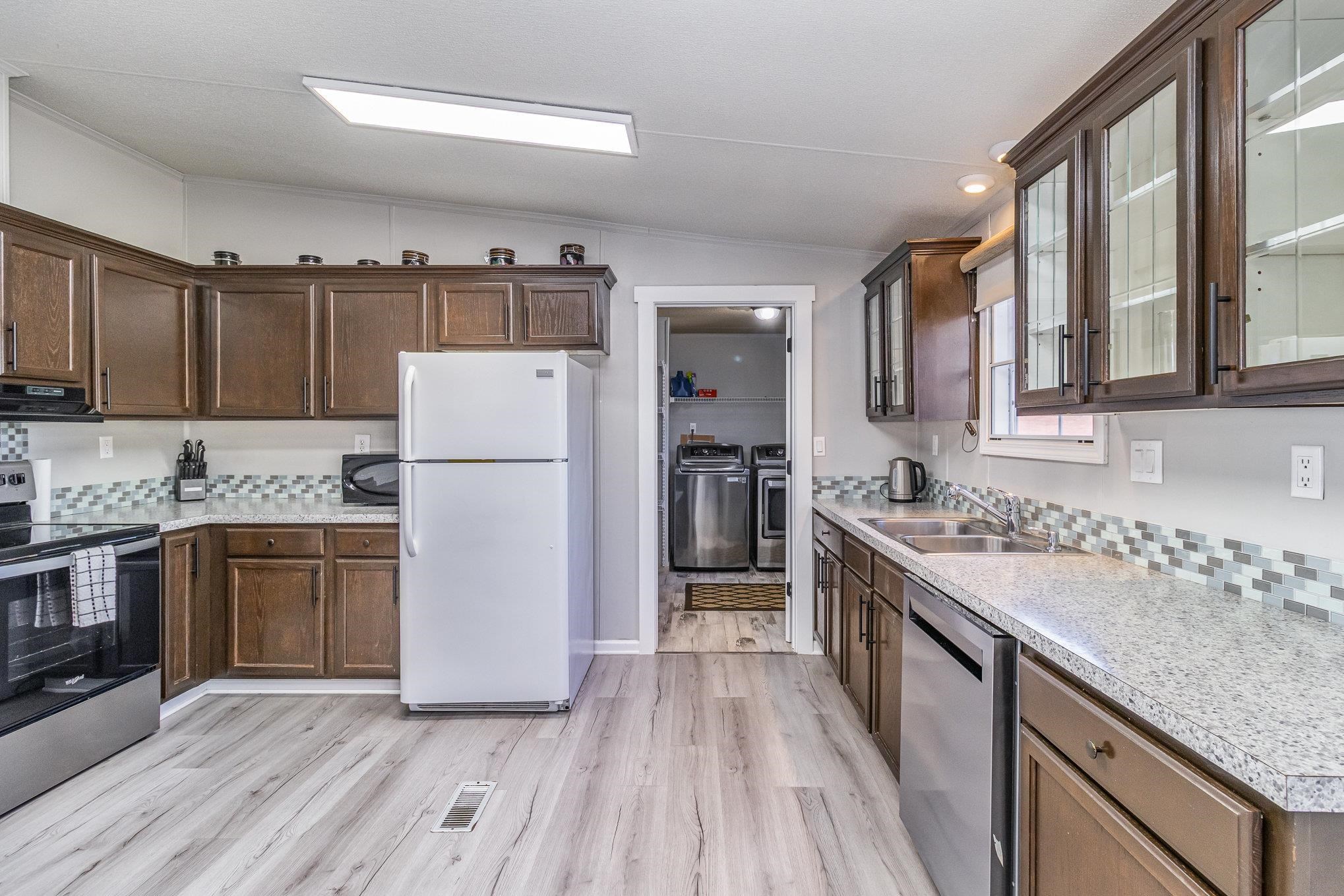 1225 Upper Valley Falls Road Boiling Springs, SC 29316 - Photo 11 of 28 Gallery Image 11