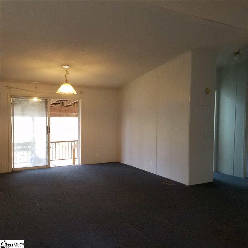 660 Earls Bridge Road Easley, SC 29640 - Photo 5 of 15