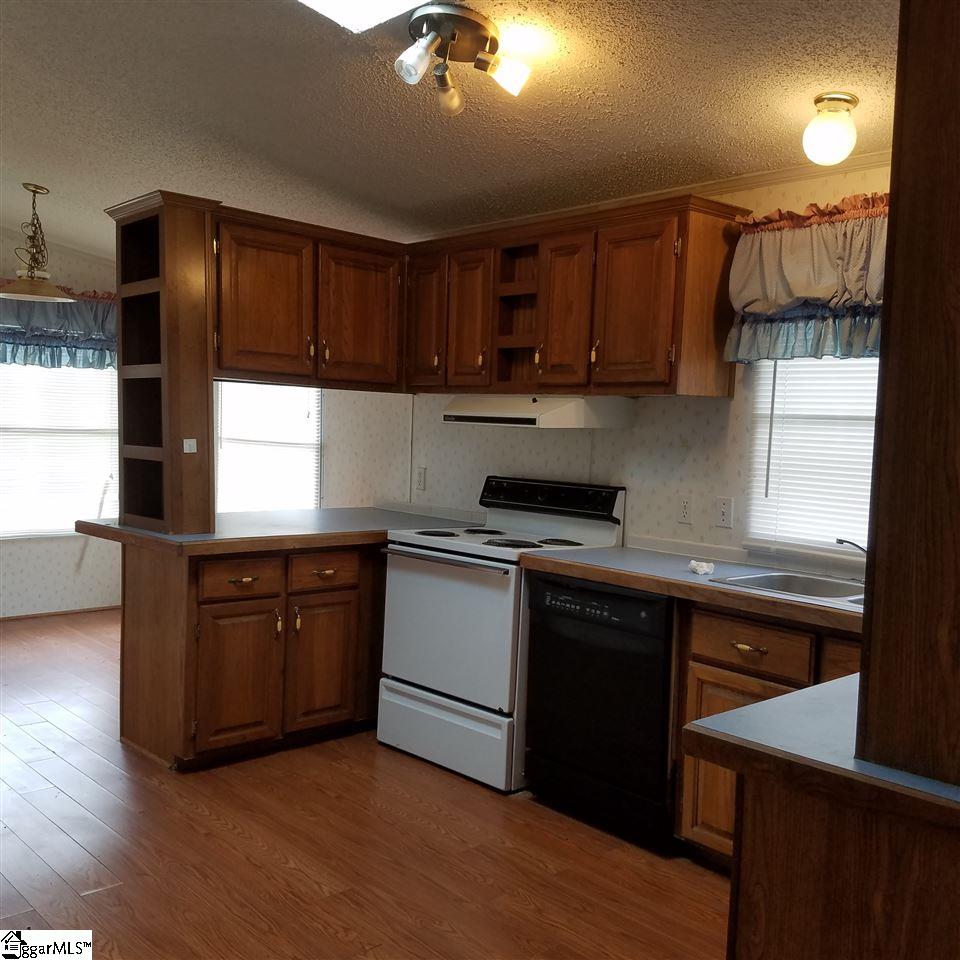 660 Earls Bridge Road Easley, SC 29640 - Photo 6 of 15