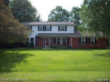 820 Fieldstone Drive Rochester, MI 48309 - Photo 1 of 19 Fieldstone