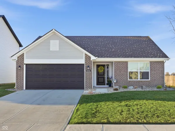 $295,900 | 1722 Fair Weather Drive, Pendleton, IN 46064