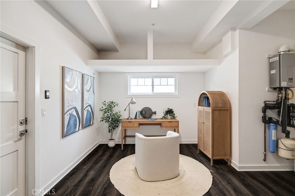 17512 Van Ness Avenue Torrance, CA 90504 - Photo 34 of 41 a living room with furniture a window and a potted plant