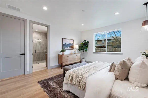 $699,900 | 967 West Malbar Street, Meridian, ID 83646