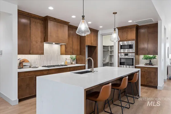 $699,900 | 967 West Malbar Street, Meridian, ID 83646