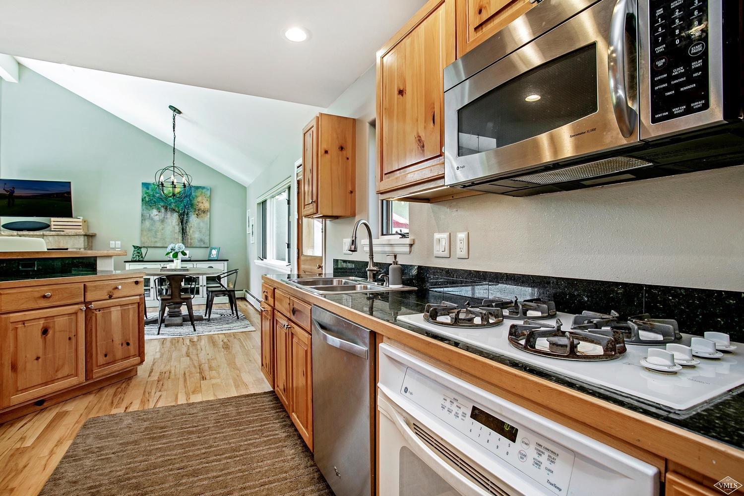 2511 Old Trail Road, Unit B Avon, CO 81620 - Photo 8 of 24 Additional Photo