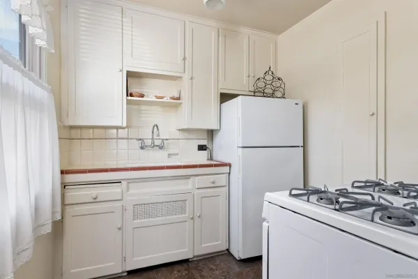 $1,550,000 | 717-19 San Jose Place, San Diego, CA 92109