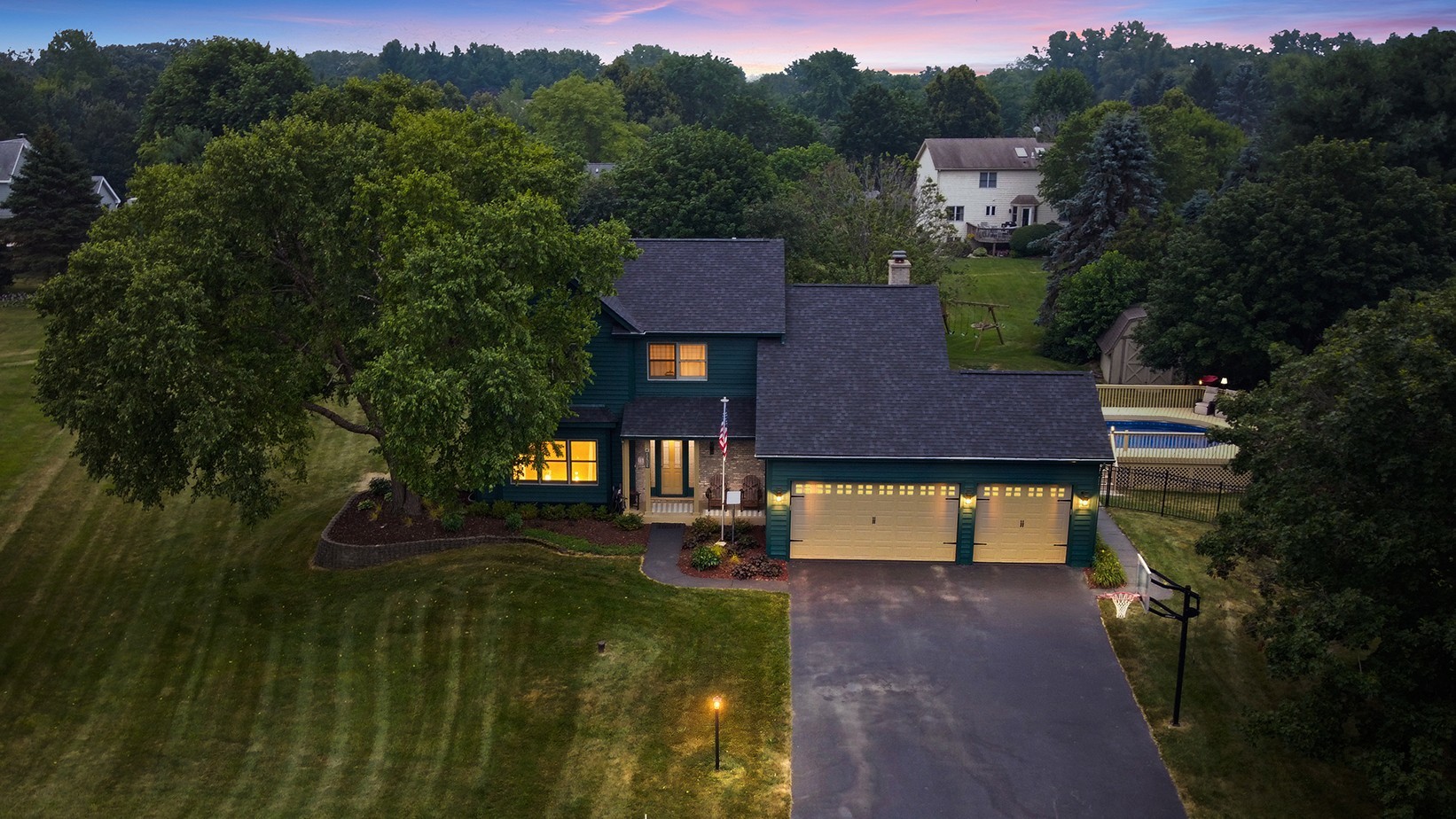 2313 Hidden Trail Spring Grove, IL 60081 - Photo 2 of 41