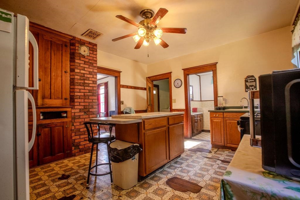 102 South Rock City Road German Valley, IL 61039 - Photo 7 of 27