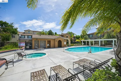 $1,089,000 | 3118 Fioli Way, San Ramon, CA 94582