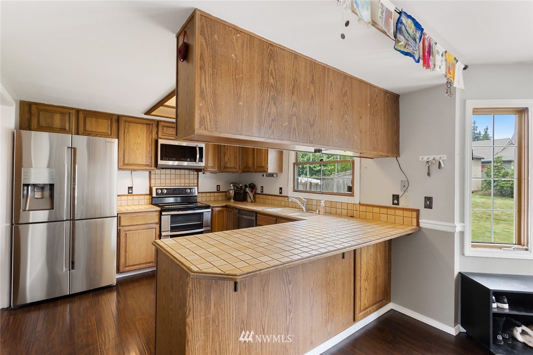 3109 165th Place Southeast Bothell, WA 98012 - Photo 11 of 30 Gallery Image 11