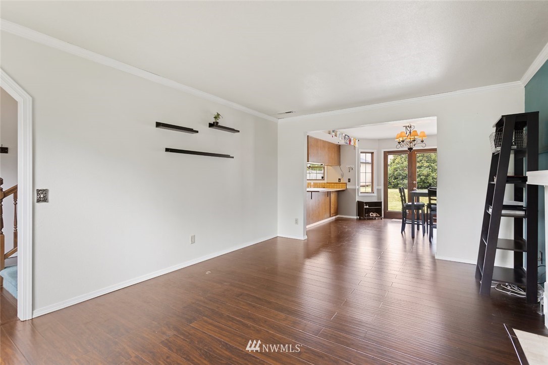 3109 165th Place Southeast Bothell, WA 98012 - Photo 8 of 30 Gallery Image 8