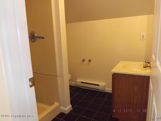 166 Ryan Road Blakeslee, PA 18610 - Photo 16 of 25 Gallery Image 16