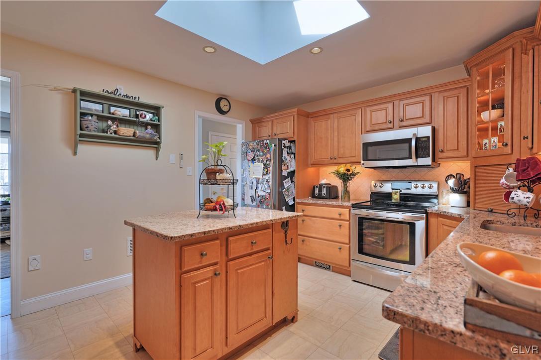 518 Bauer Road Bath, PA 18014 - Photo 13 of 50