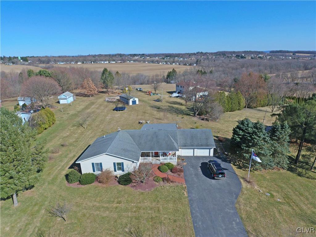 518 Bauer Road Bath, PA 18014 - Photo 3 of 50