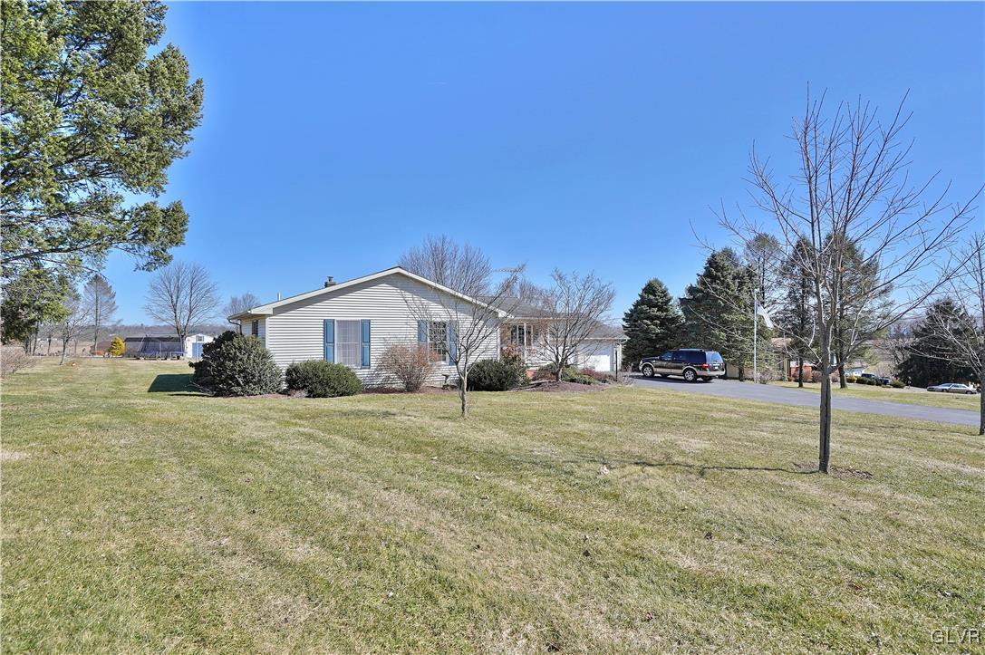 518 Bauer Road Bath, PA 18014 - Photo 5 of 50