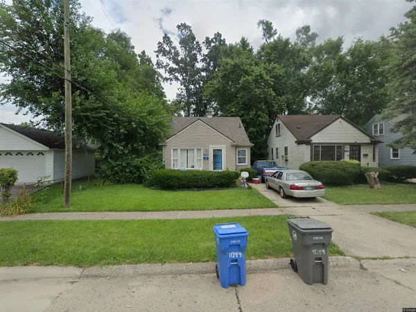 $129,900 | 1049 Woodland Drive, Inkster, MI 48141