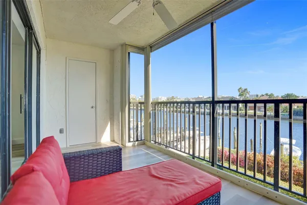 $8,500 | 270 Captains Walk, Unit 310, Delray Beach, FL 33483