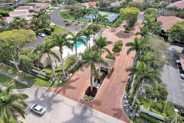 $8,500 | 270 Captains Walk, Unit 310, Delray Beach, FL 33483
