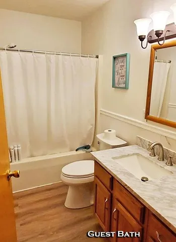 $380,000 | 222 Sunrise Court, Belmont, WI 53510