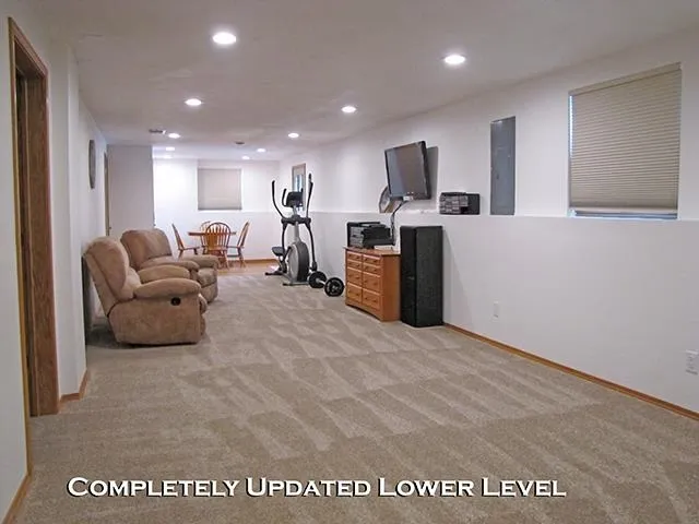 $380,000 | 222 Sunrise Court, Belmont, WI 53510