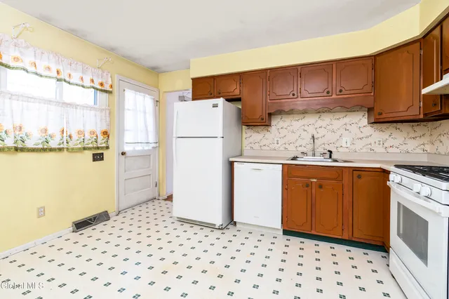 $249,700 | 188 Tampa Avenue, Albany, NY 12208