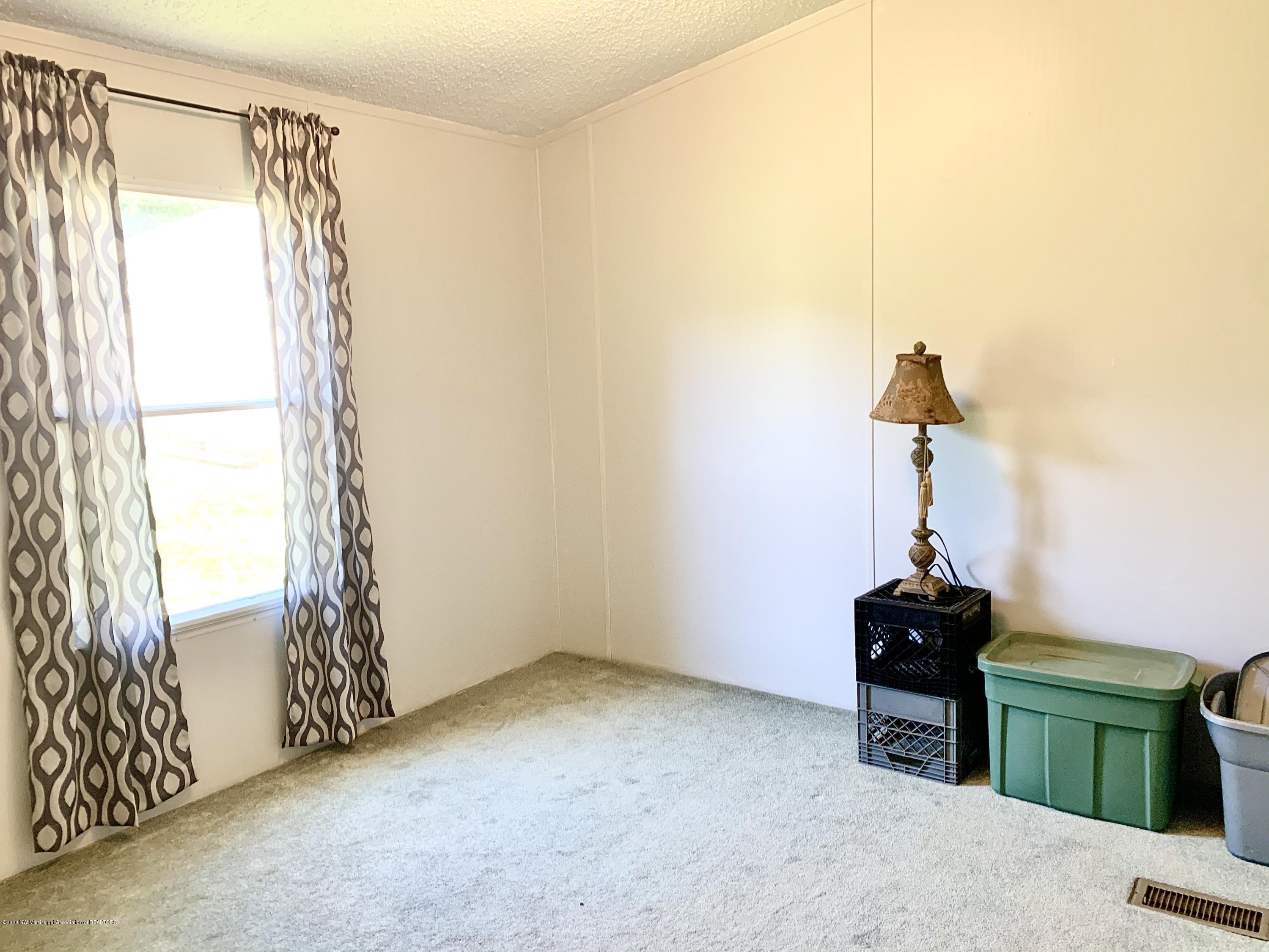 364 Burton Road Holly Springs, MS 38635 - Photo 16 of 35 D152FC62-0B9C-4281-85CE-D9C256AA4EF4
