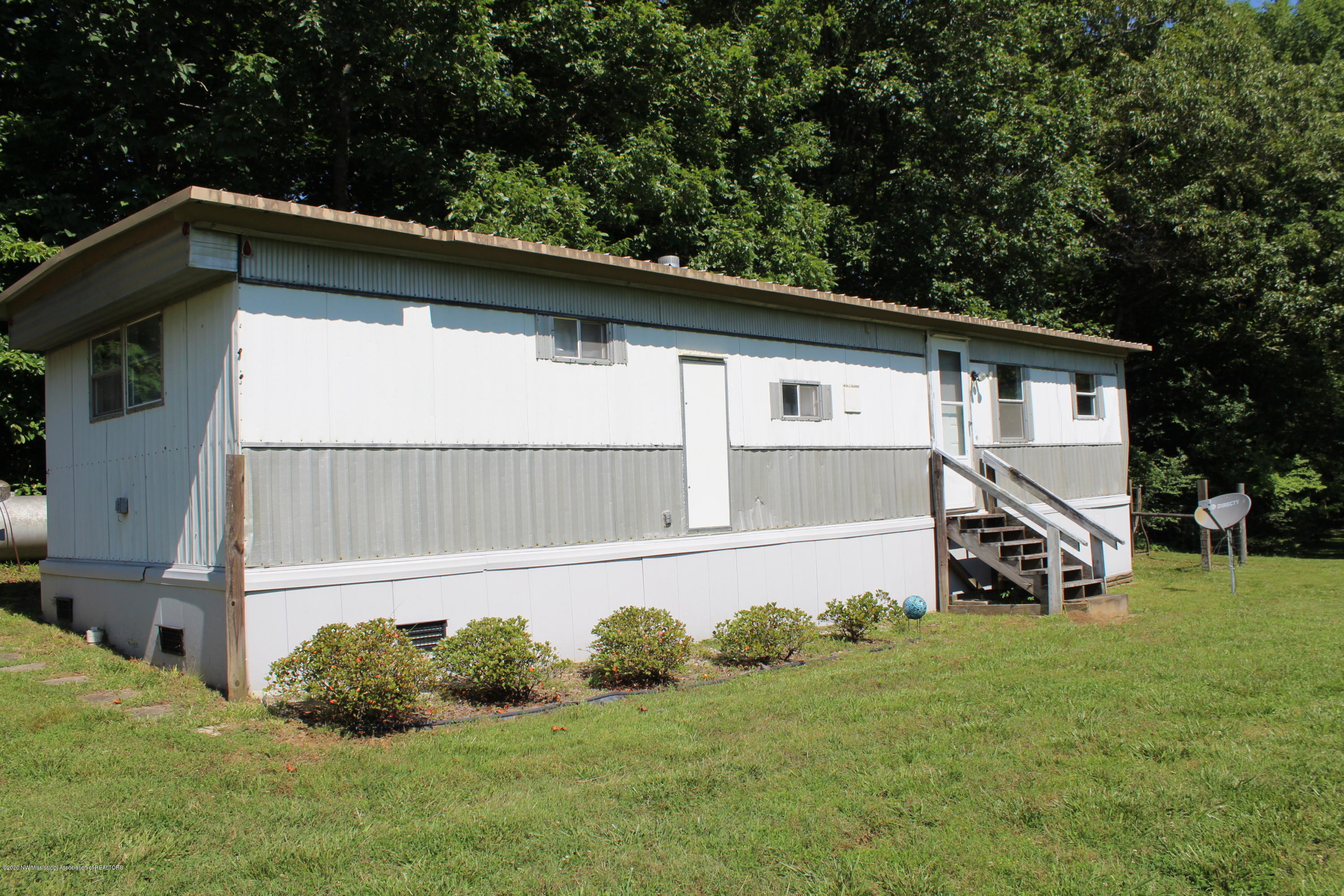 364 Burton Road Holly Springs, MS 38635 - Photo 20 of 35 34C49FA5-517B-4604-8269-0BA46D48D129