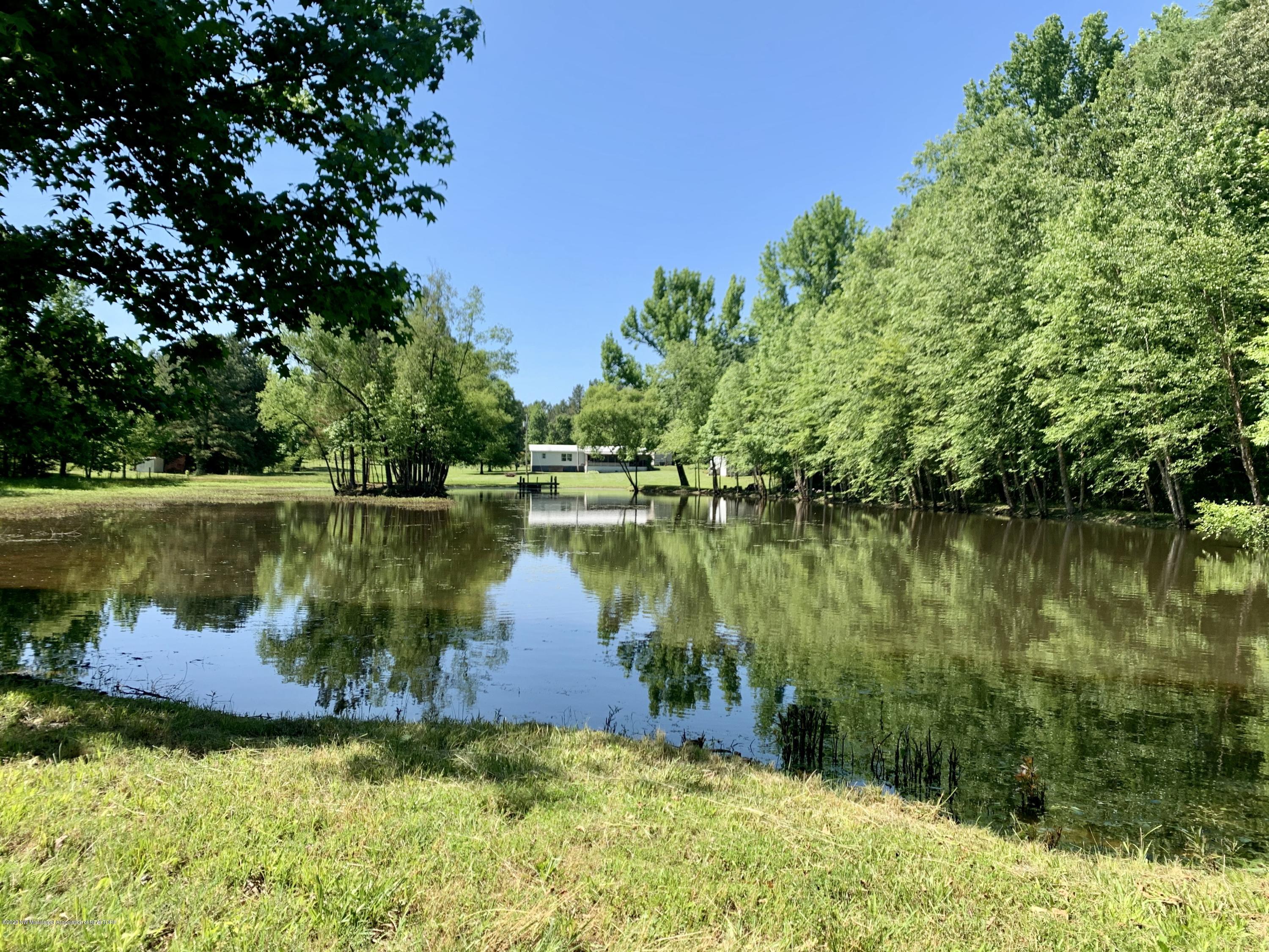 364 Burton Road Holly Springs, MS 38635 - Photo 32 of 35 8501DE2E-10B7-433E-9E39-BBDAF727E29B
