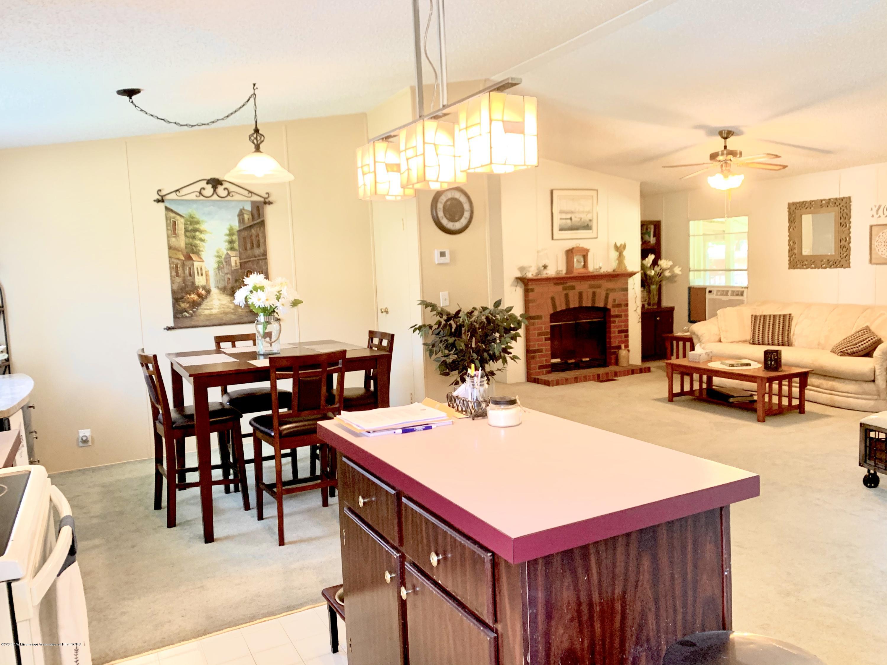 364 Burton Road Holly Springs, MS 38635 - Photo 10 of 35 BD3C6890-EB3D-4BA3-9A39-0AFBB1F274DD