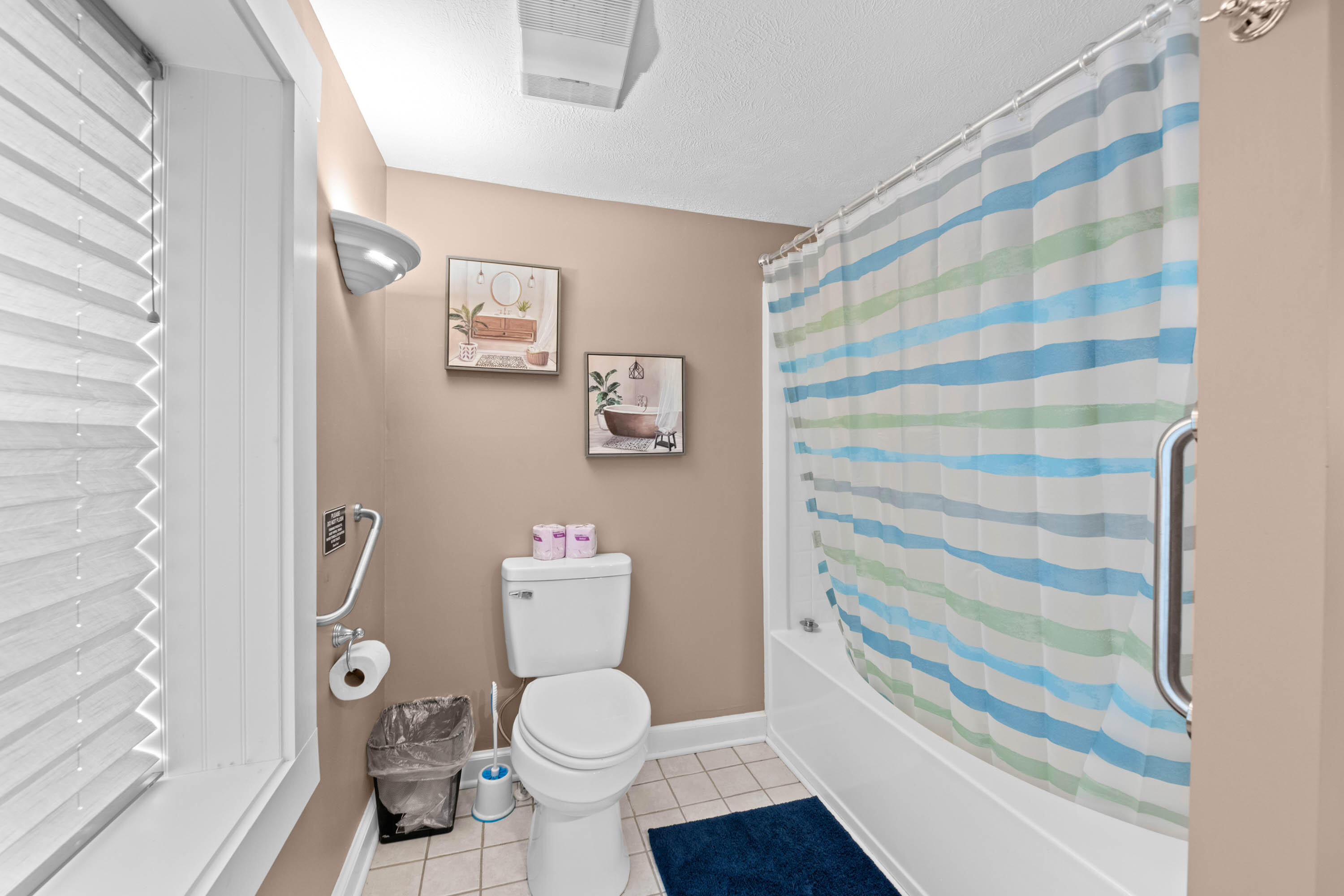 998 Lewiston Road West Gardiner, ME 04345 - Photo 20 of 41 first floor full bath