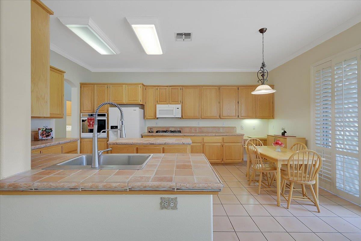 6004 Little Rock Road Rocklin, CA 95765 - Photo 7 of 41