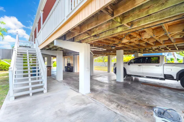 $1,099,000 | 17137 Bonita Lane West, Sugarloaf, FL 33042