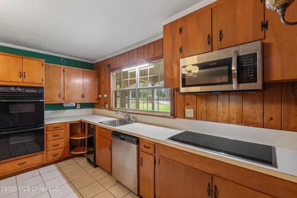 $474,900 | 2 Village Lane, Hattiesburg, MS 39402