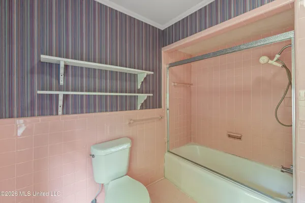 $474,900 | 2 Village Lane, Hattiesburg, MS 39402