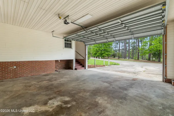 $474,900 | 2 Village Lane, Hattiesburg, MS 39402