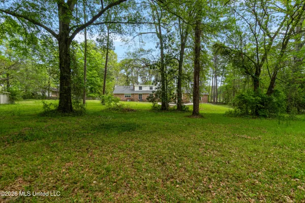 $474,900 | 2 Village Lane, Hattiesburg, MS 39402