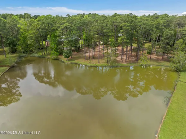 $474,900 | 2 Village Lane, Hattiesburg, MS 39402