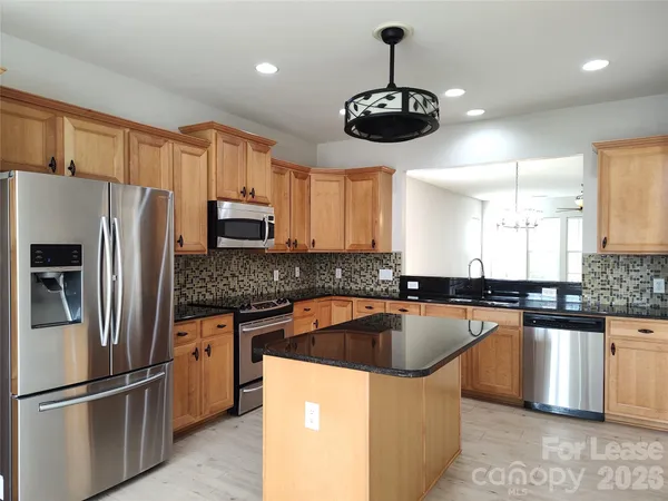 $2,350 | 26467 Sandpiper Court, Fort Mill, SC 29707