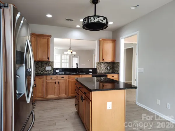 $2,350 | 26467 Sandpiper Court, Fort Mill, SC 29707