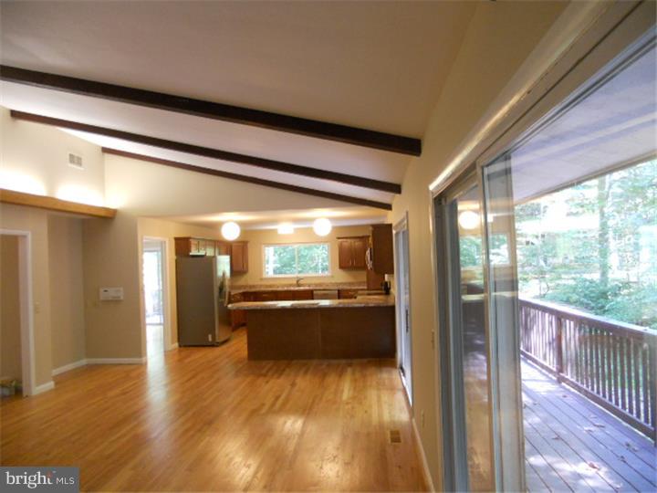 832 Crossan Road Newark, DE 19711 - Photo 11 of 24 Kitchen