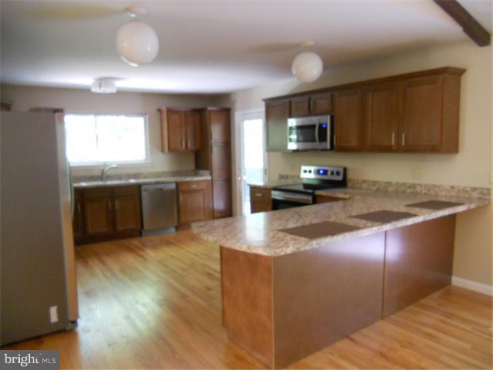 832 Crossan Road Newark, DE 19711 - Photo 9 of 24 Kitchen
