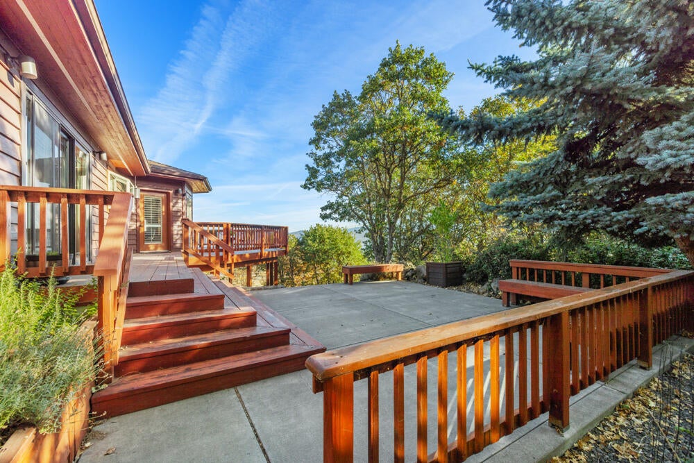 11147 Kestrel Road Klamath Falls, OR 97601 - Photo 48 of 66 11147KestrelRd.Updates-8