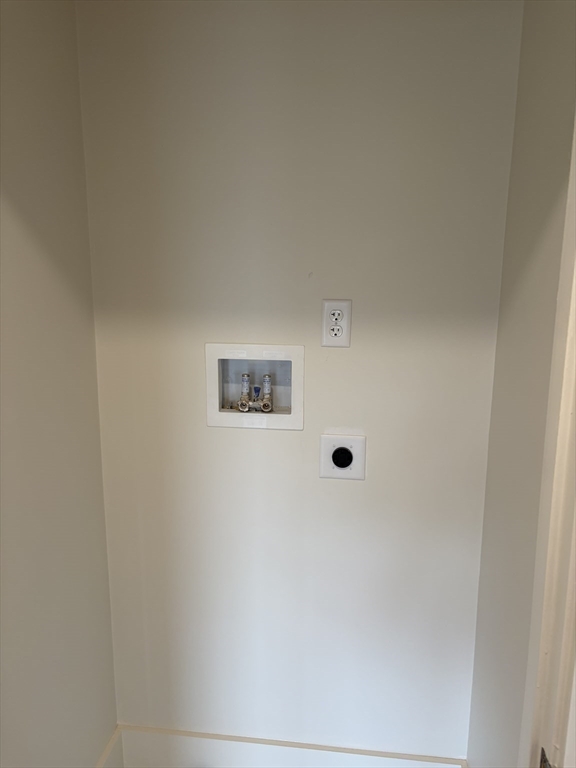 76 Valmor Street Worcester, MA 01604 - Photo 12 of 20 close up of a white marble wall