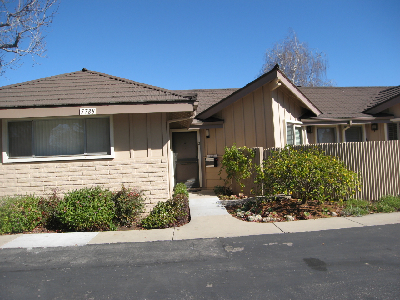 5788 Encina Road, Unit 2 Goleta, CA 93117 - Photo 10 of 10 Front Exterior
