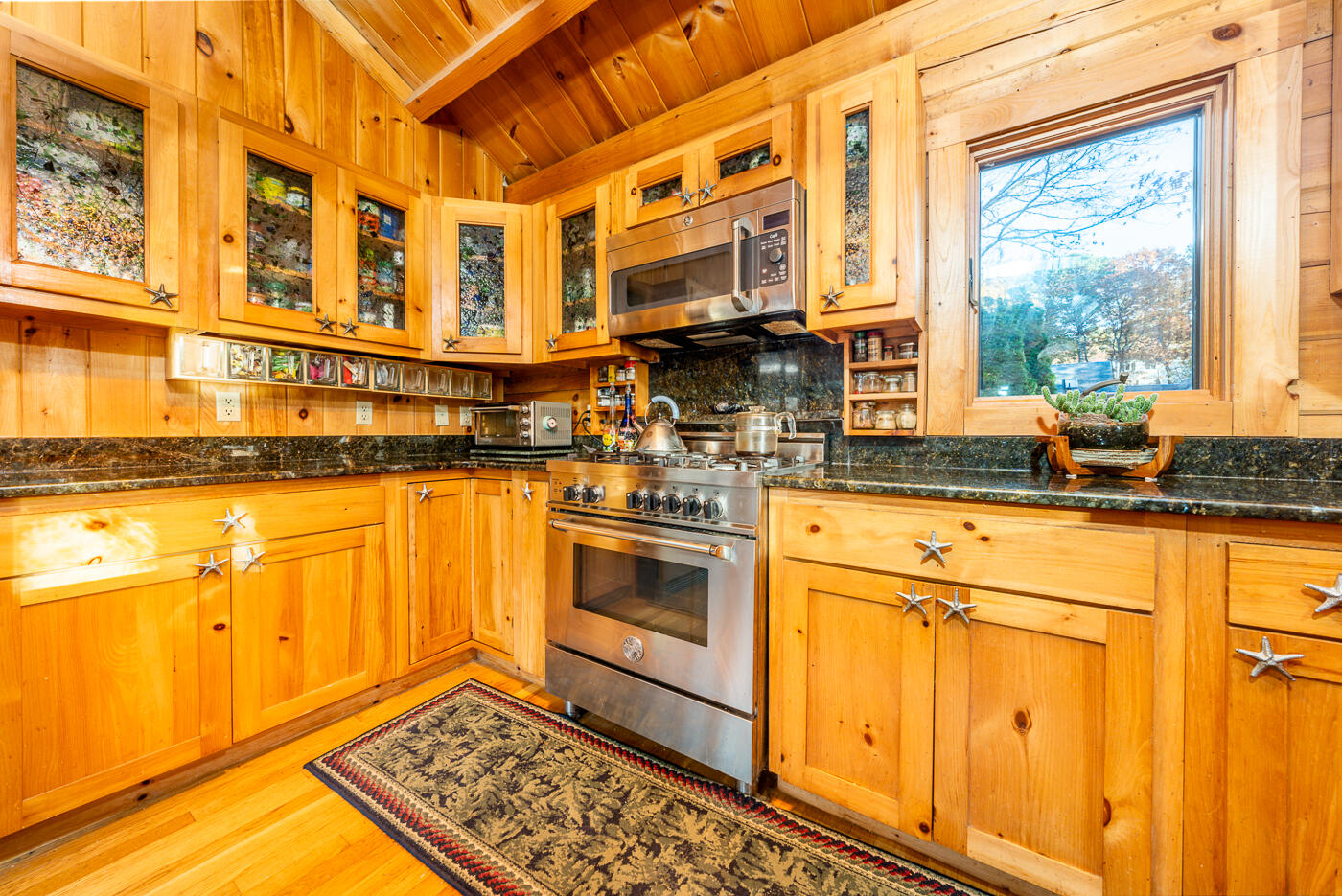 119 Valley Bars Road Bourne, MA 02532 - Photo 11 of 46 kitchen3