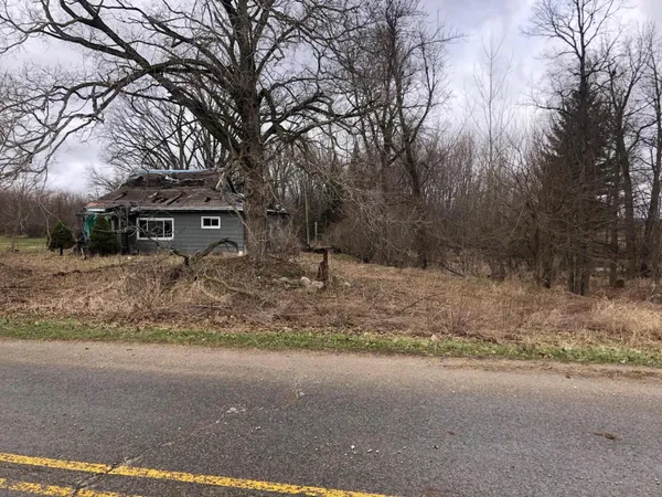 $32,900 | 10220 Woodbridge Road, Camden, MI 49232