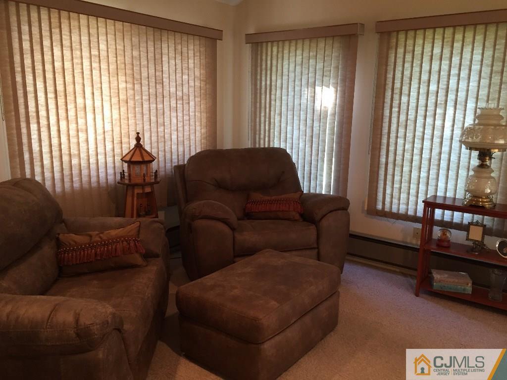 816 B Deal Road Monroe Township, NJ 08831 - Photo 3 of 13 Gallery Image 3